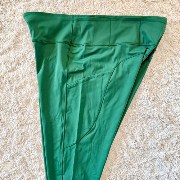 Lululemon Fast & Free Leggings High Rise Cropped 23" W/ Pockets Green Size 20 - Picture 4 of 13